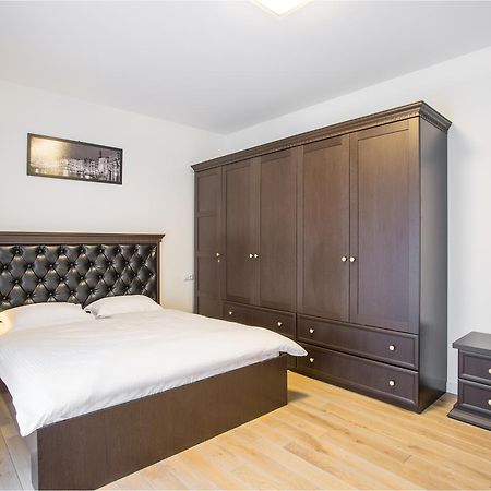 Elite Apartments Lwów Zewnętrze zdjęcie